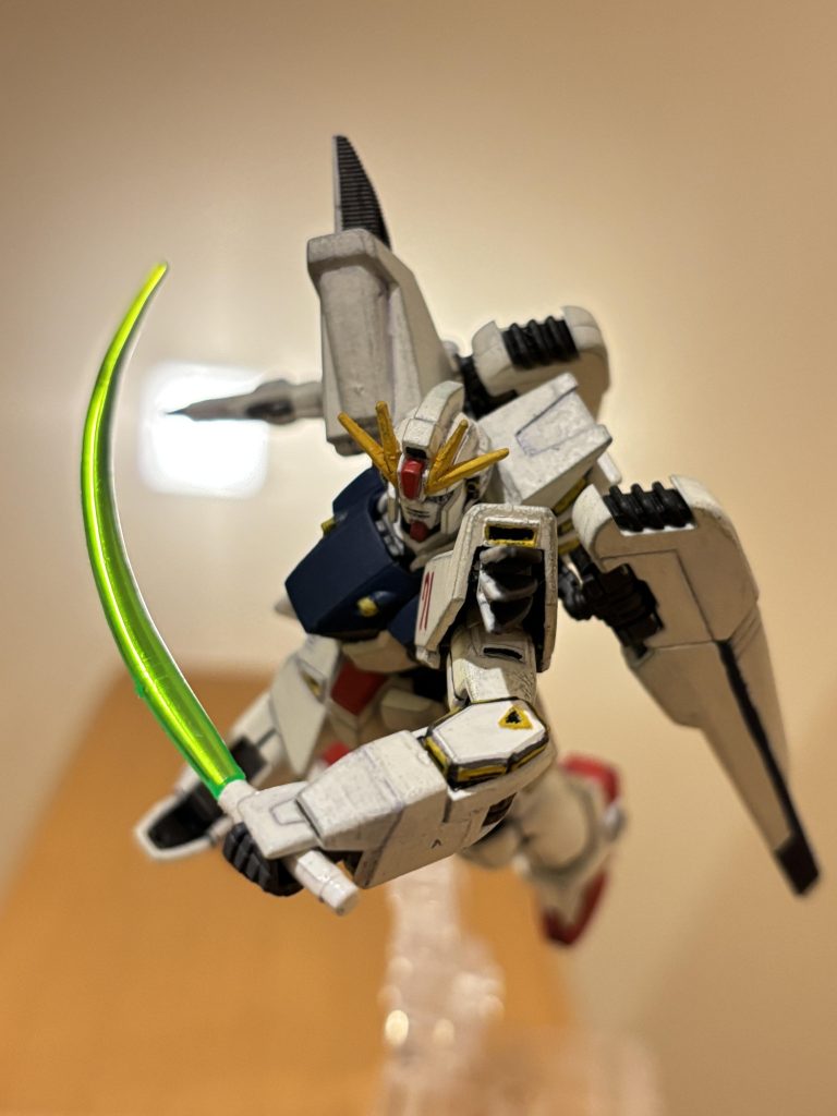 HGUC ガンダムF91–4枚目/制作者：押忍やすじろう