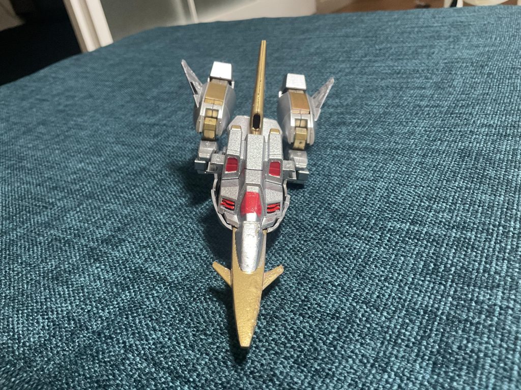 目的地に1秒でも早く到着して必要な事が何か分析と時と場合によっては救助を行ったり危険を排除する。そのためのただのロケットとなった。