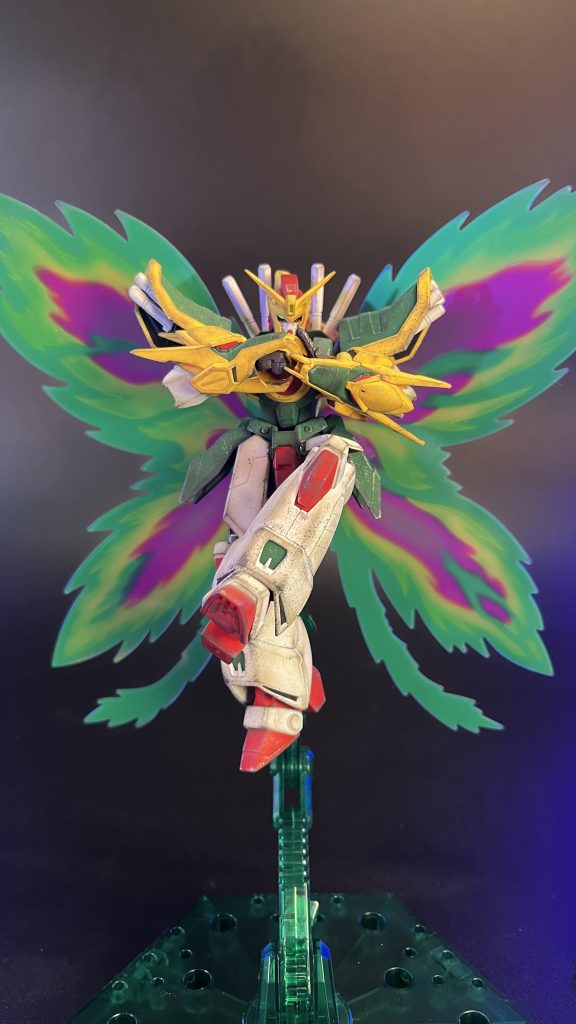 ホントはアニメの37話でのハイパーモードの腕なしバージョンも考えましたが、さすがに勇気がなかったです、、