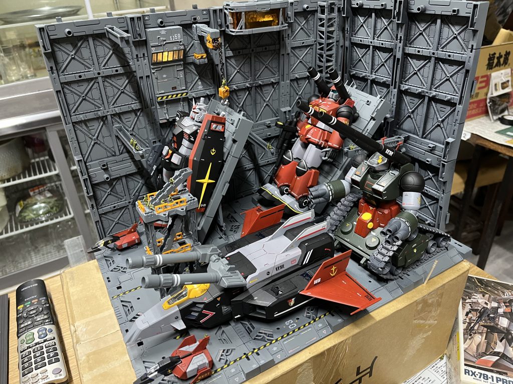 ホワイト(白組)ベースの中の様子。–2枚目/制作者：がむお