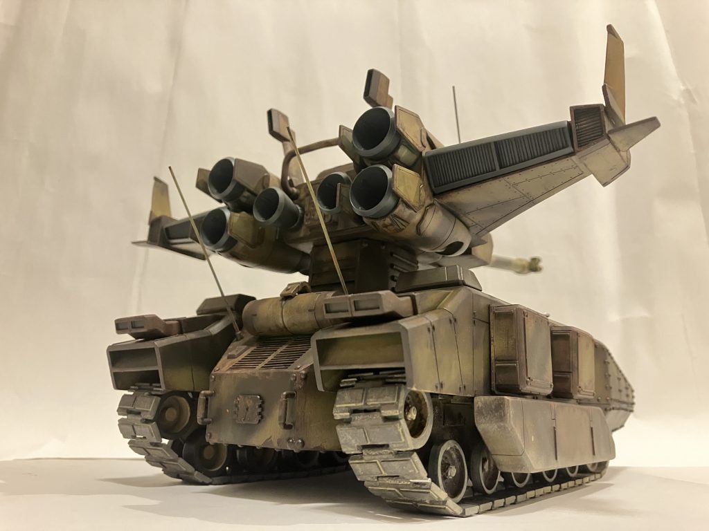 後方斜め下からの煽り1番見てもらいたい、1番時間かかった履帯と転輪しかし1番見えない😢