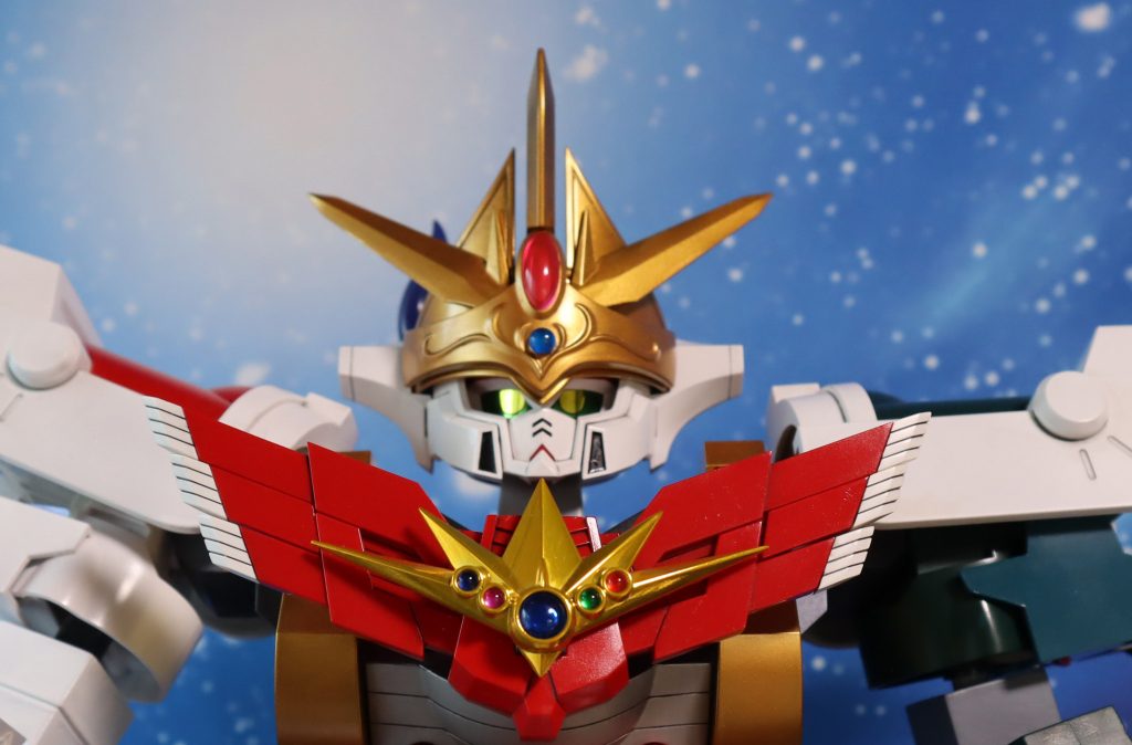 ついに、伝説の超機甲神が、真の姿をあらわした。カードダス ナンバー665風。