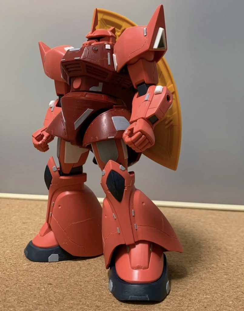 塗装前の筋彫りやプラ板でディテールアップを施した状態です。