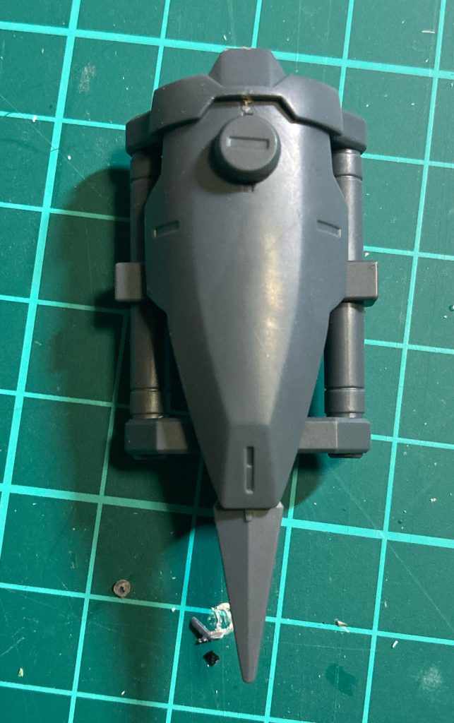 ちなみに小型シールドとヒートナイフは30mmのパーツから流用してます。会社同じだからセーフだよね?