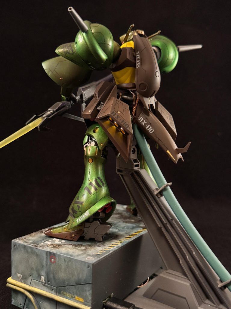 見えにくいですが、全てのバーニア電飾済みです✨