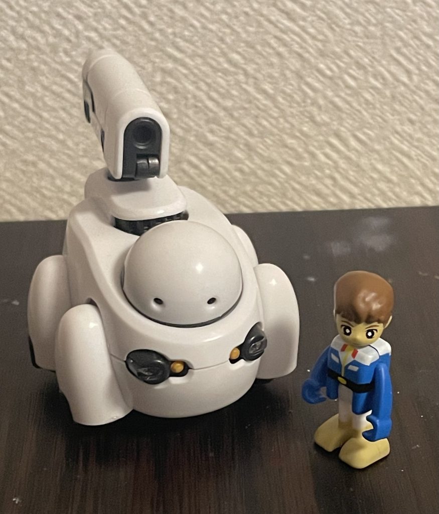 愛機とのツーショットをパシャリ^_^アムロはトミカの物です。良いサイズ感です。