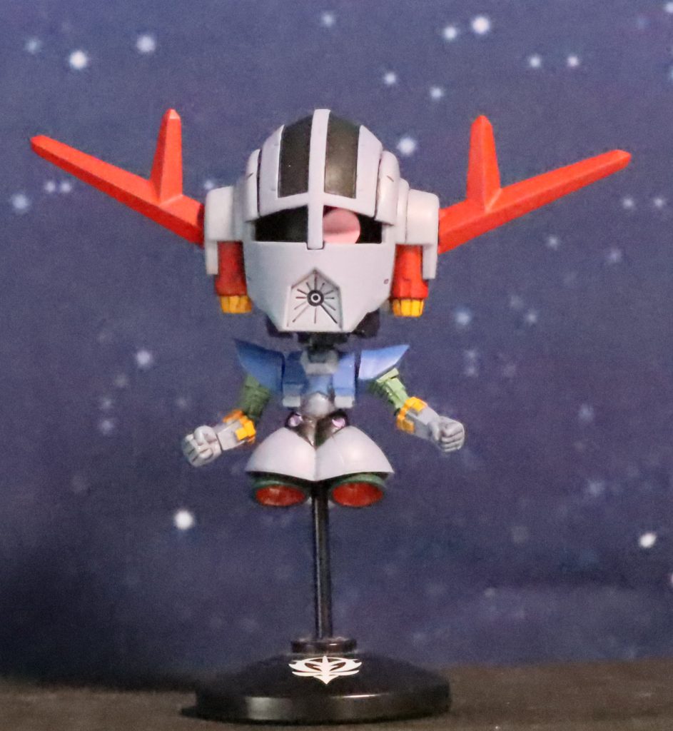 モノアイも可動します。