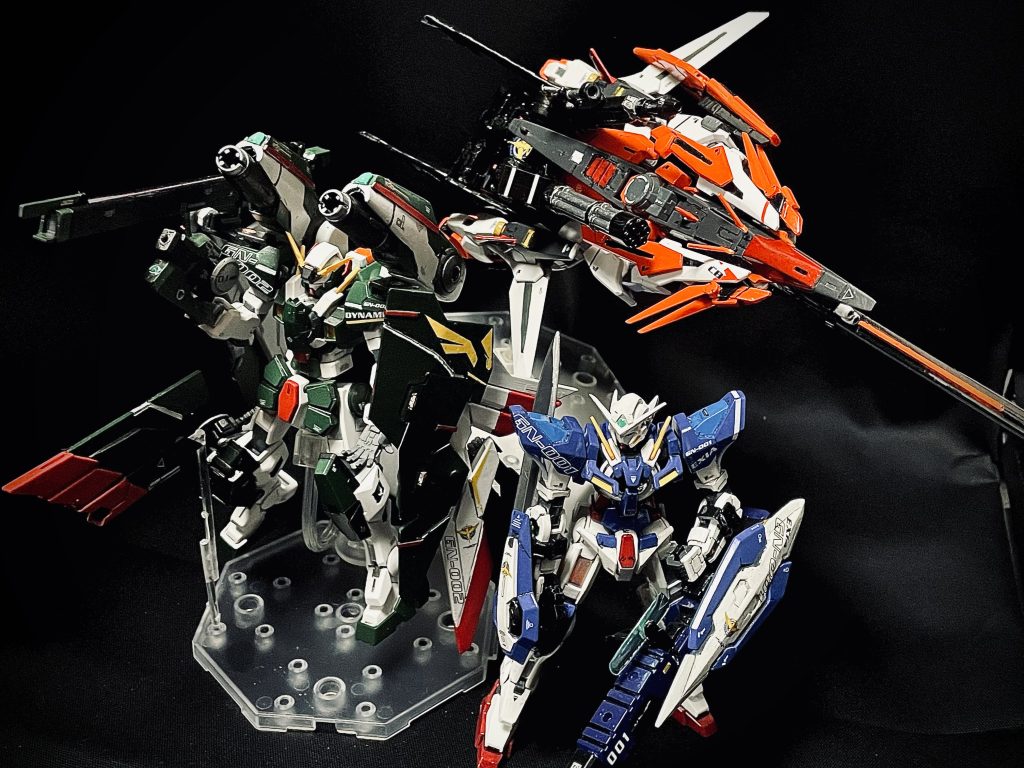 『ソレスタルビーイング』先行作成しているエクシアとキュリオスと、今回のデュナメスとで。あとはティエリアの機体で1stコンプ