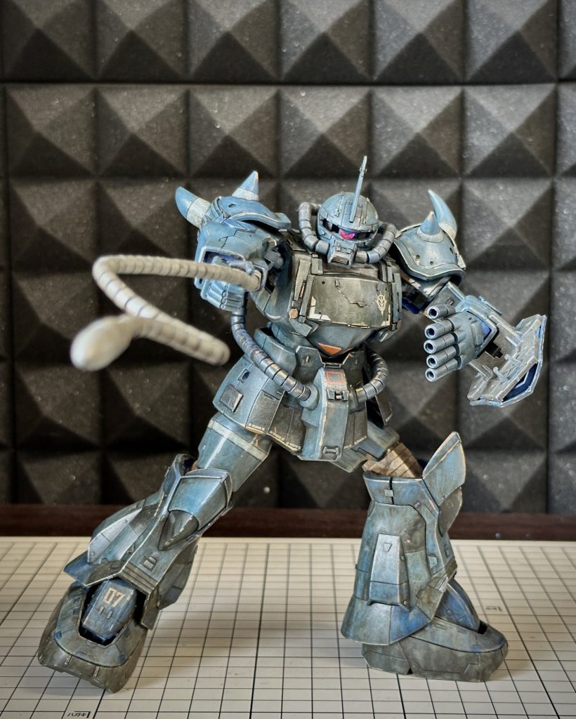 関節が可動範囲が狭くてあんまりポーズに余裕がない