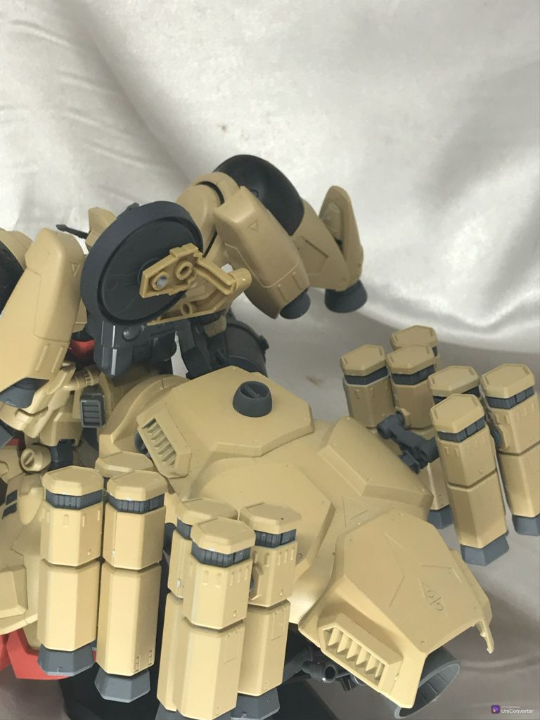 ガンダム試作二号機、砂漠戦闘特化型–4枚目/制作者：珠衣明