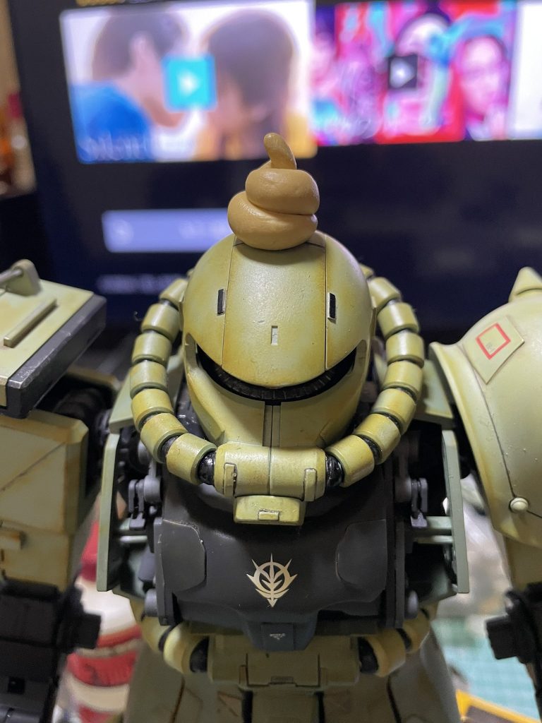 製作中に余ったパテでアレを作った