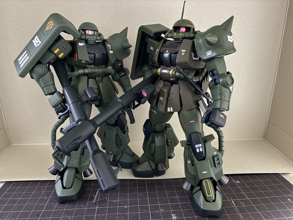 ア・バオア・クー防衛隊ザクとのツーショット!同じグリーンではありません😆