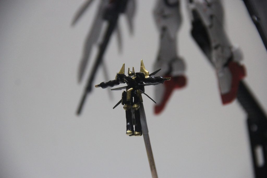 縮尺は多分合ってる。顔は小さすぎて作りこめなかった。カオナシ。