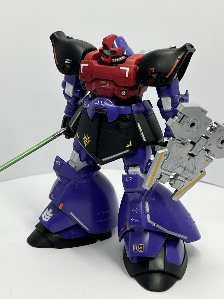 学生時代に組み立てて埃をかぶっておりましたなんて不思議な瞳(め)をするんだBABY…気付いたらリペイントしてデカール