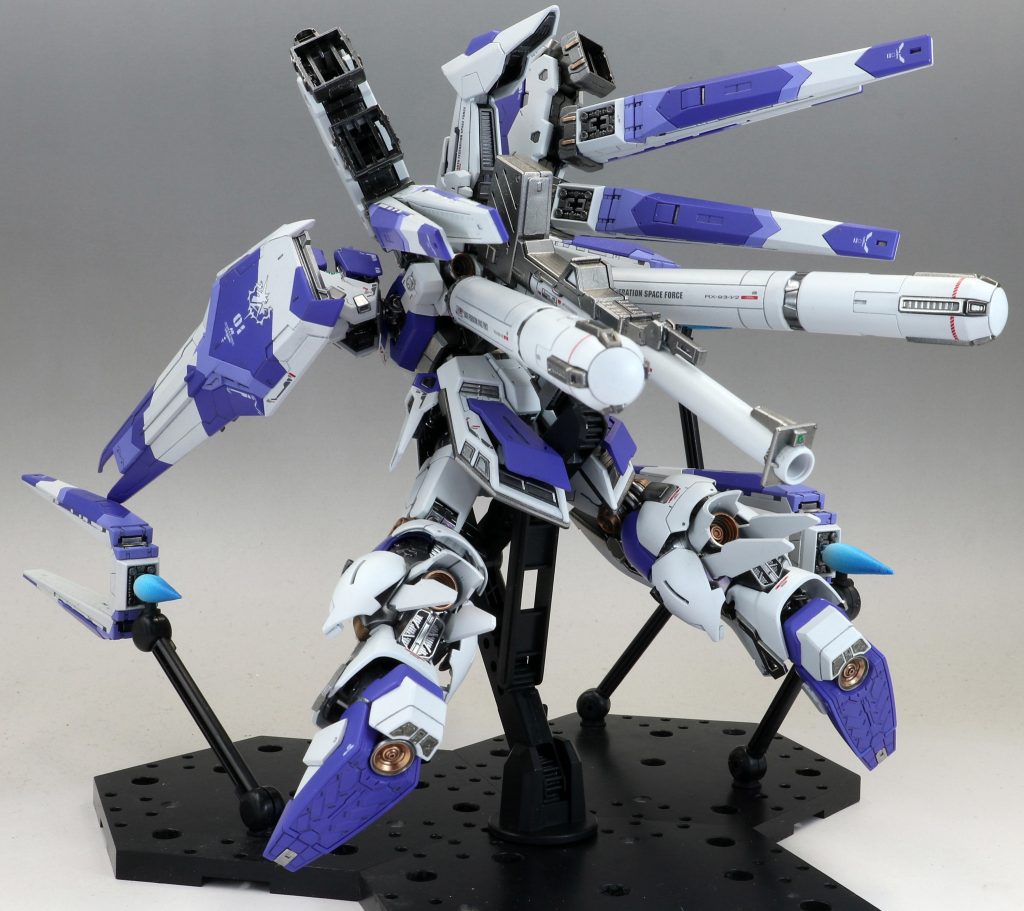 フィンファンネルが飾りやすくなるように、3ミリ軸に接続できるイフェクトパーツ型のジョイントを自作してみました。