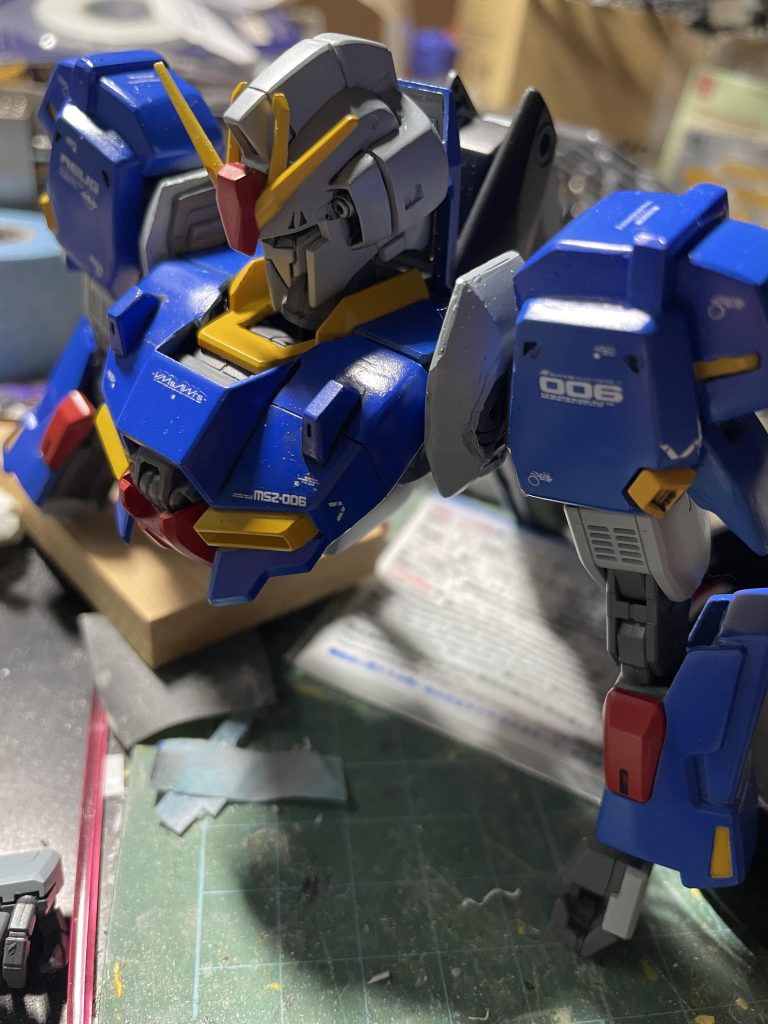 カトキデカールは、毎回毎回貼るのが超〜めんどくさいんですが、貼り切った後の達成感というか、ハンパないですよね!