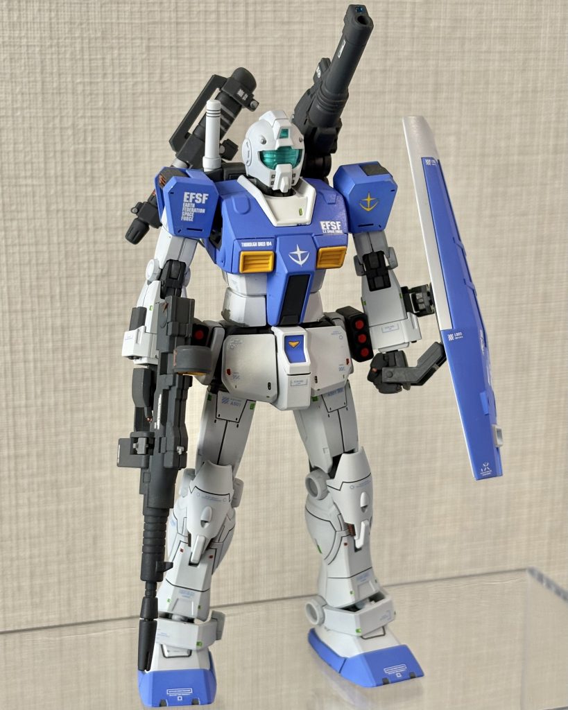 HG 1/144 ジム (ショルダー・キャノン装備/ミサイルポッド装備)–2枚目/制作者：ソラ