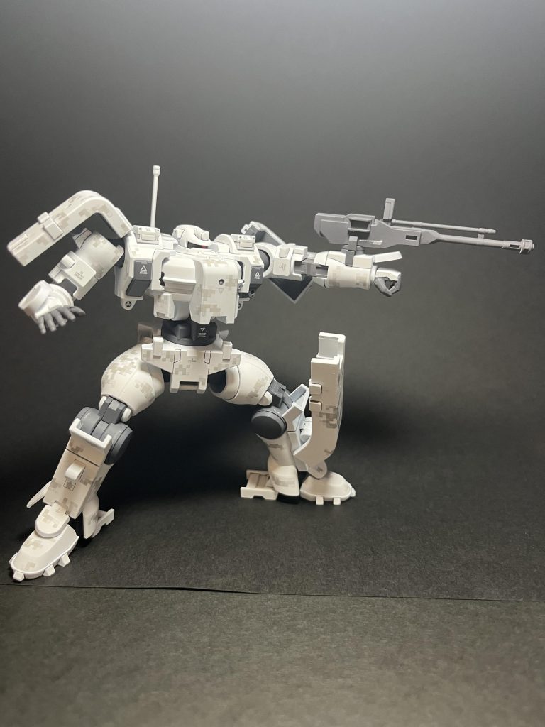 ティエレン自体はフォルムに特徴があって他のガンプラと構造が違うところも色々あるので作ってて新鮮でした!