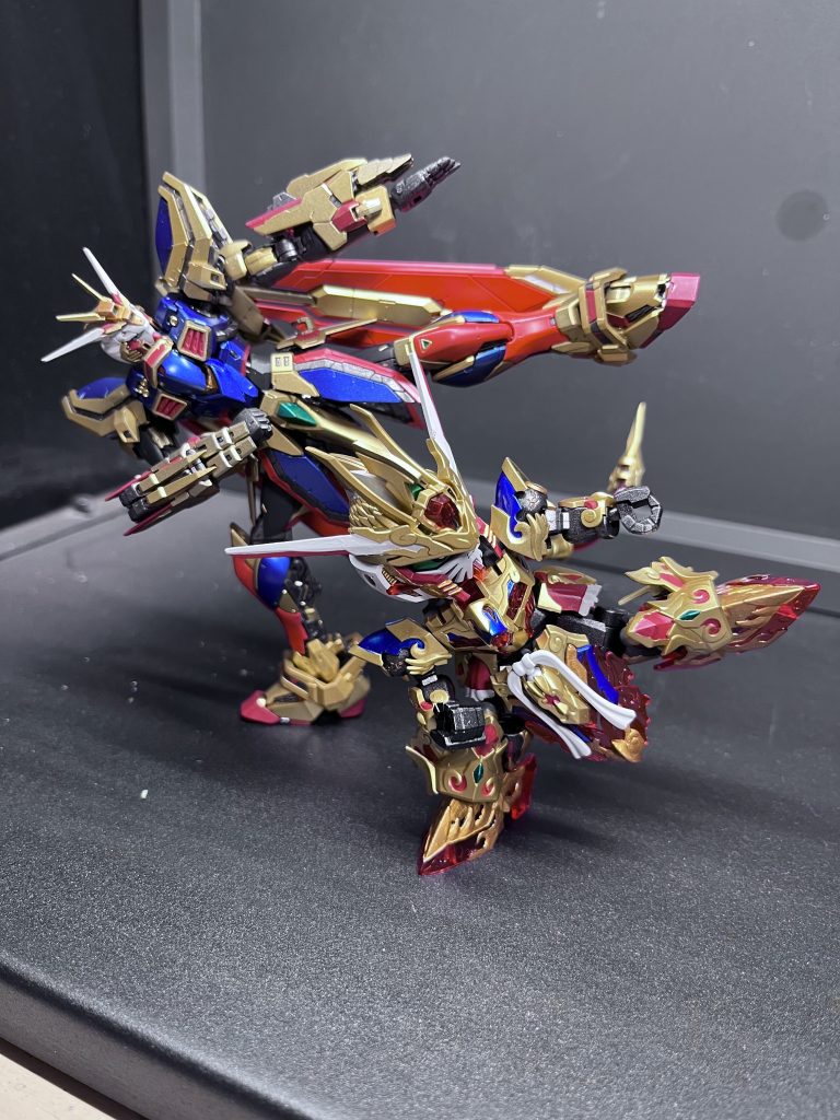 トリコロールカラーより、デザイン的にSDに近い感じがしたのがきっかけで派手めに仕上げてみました🤣