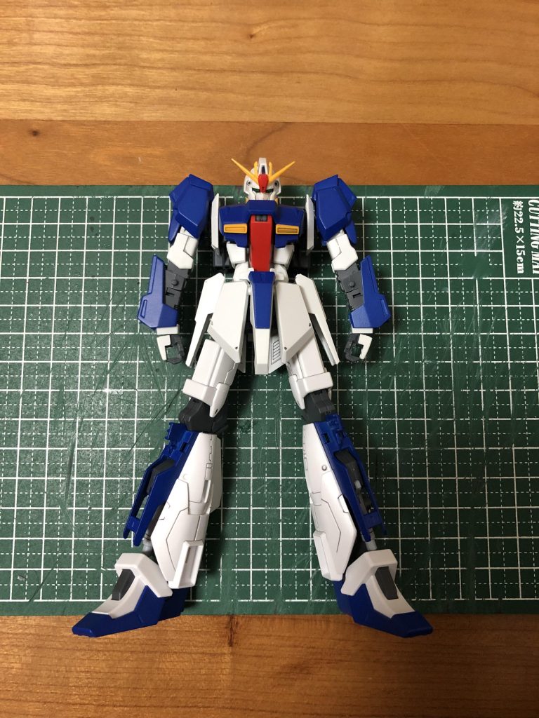 制作途中の写真。ちょっと組んでみましたが、すでにカッコ良い!と思いました。