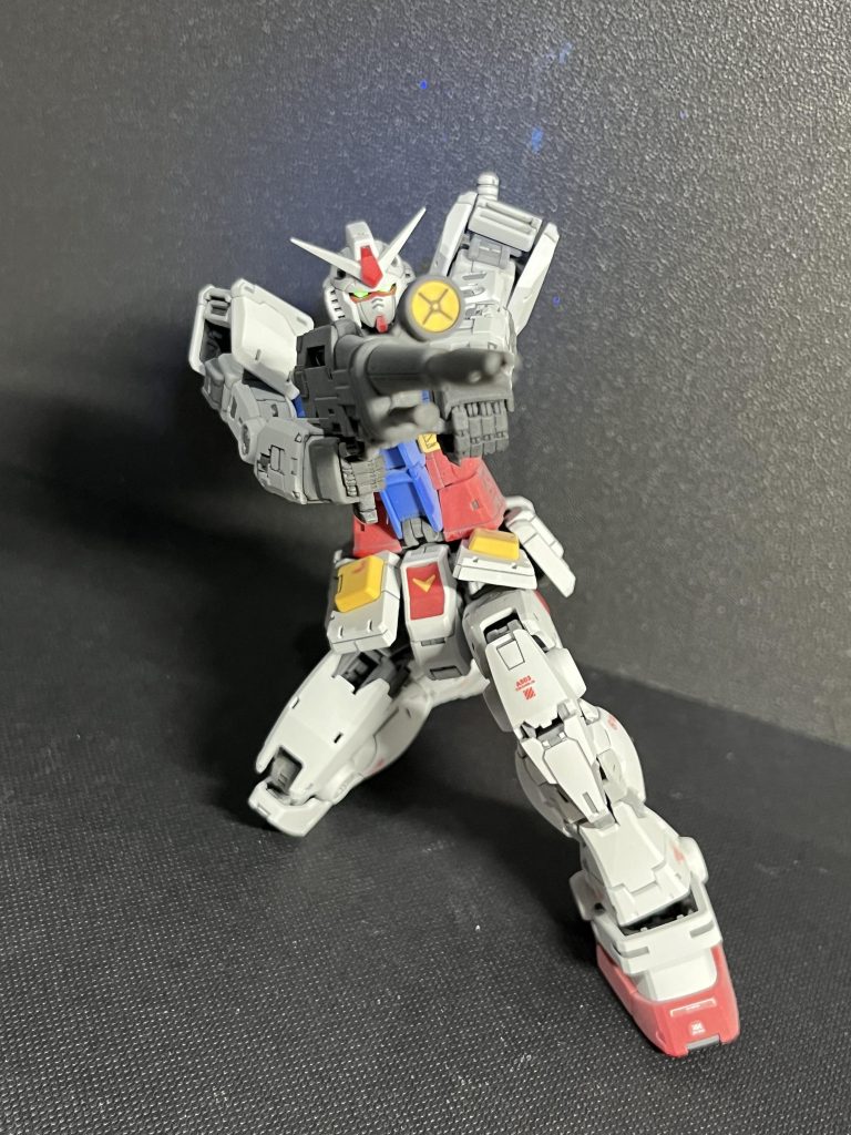 肩の稼働も凄まじくポージングが決まる決まる（上手いとは言っていない）