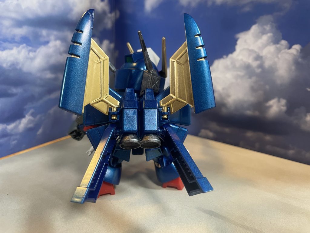 後ろから見ても