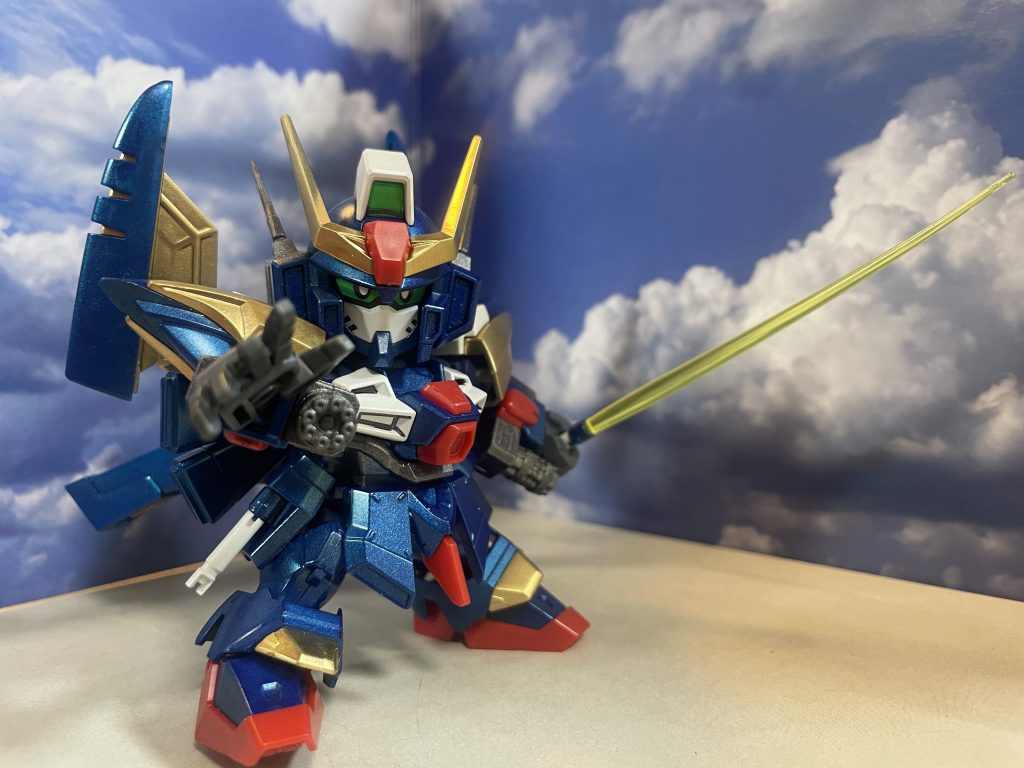 ビームサーベル抜刀。