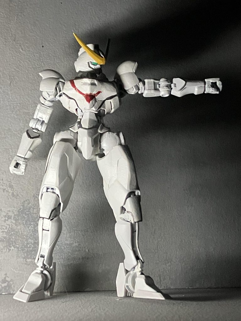 と言うわけで 笑😆ガンダムルブリスをキャシャーンに見立てみました٩( ᐛ )وルブリスを見ていてヒーローぽい感じがあるなと思っていたので子供の頃、観ていたヒーローを当てたら、どうだろう?から始まったルブリス製作でした