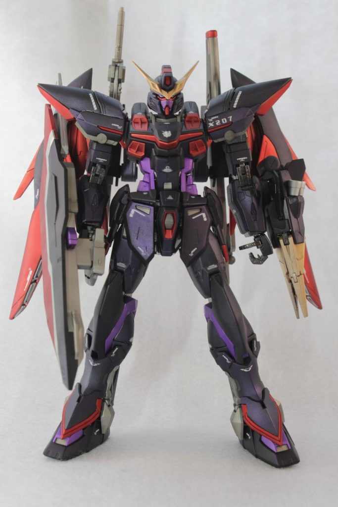 ブリッツ本体は中古ショップでジャンク品として手に入れたもので,色々とパーツが不足していたため,できる限りパーツを自作して修理しています。