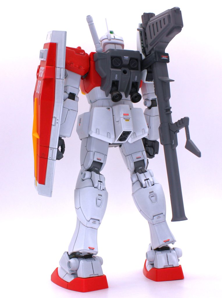 主な部品構成は下記になります。頭部:MGジム改胴体、腕部:MG1.0ジム肩アーマー:MGジム改腰部:MG1.0ジム+MGジム改脚部:MG1.0ジム