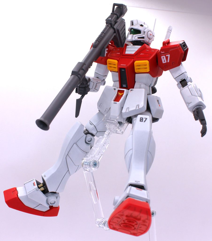 ジャンクパーツの寄せ集めで一体出来上がると、なんか得した気分になりますね。まあ余計な改造や贅沢なパーツ取りなんかせず、キットを素直にストレートに組んでいればそもそもジャンクパーツなんて出ない訳ですが(苦笑)