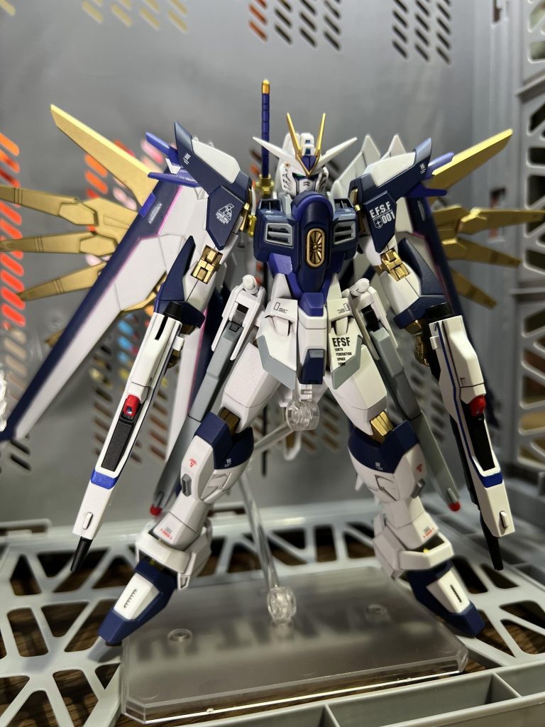 我がロンドベル隊、マサキ.キョウスケ少尉の機体〝ライトニングストライクフリーダムガンダム〟