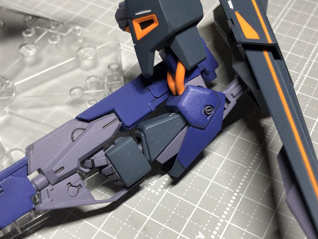 前腕 二重関節化しました銃持ち手のジョイント延長してますこれしないとライフルが折れる(折れた)