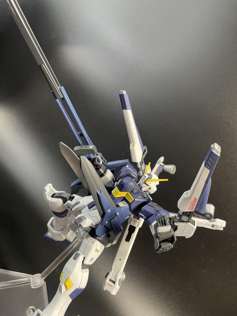 フルバースト。作中設定的には絶対使ってはいないでしょうけど、まぁ、やりたくなりますよね。