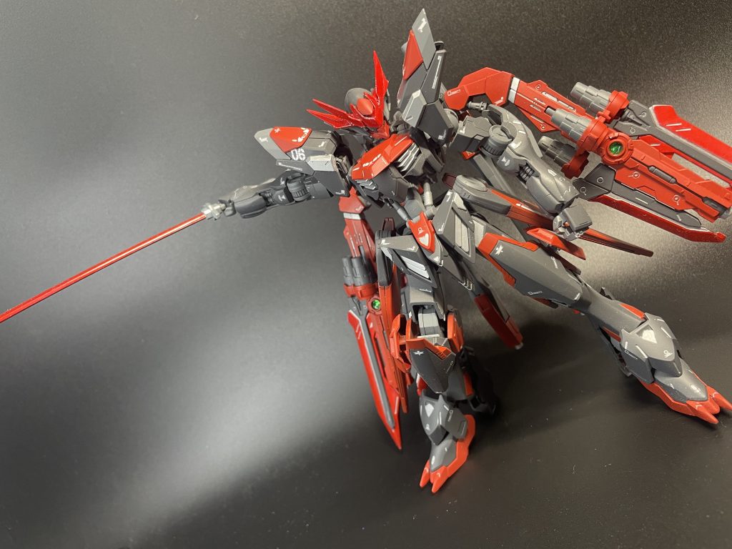 小ネタを一つ。Gラグナロク、いわゆる主人公の違法コピーですが、名前に少し工夫があります。オリジナルのラグナが現状フォース、4つの形態、昨日のMAも含め5形態、つまり6番目のラグナ、ラグナ、6……ラグナ6！とまあしょうもない洒落が入りましたが、ハルマのラグナが5までで、一歩踏みとどまったのに対し、ラスボスのシンラが終焉を表すラグナロクに乗るのが皮肉とういか制作者の思惑っぽくなっています。はい！閲覧ありがとうございました！小説も含め、見てくださっている方々に、感謝を！！改めまして一週間毎日投稿お付き合い頂きありがとうございました！来年もよろしくお願いします！