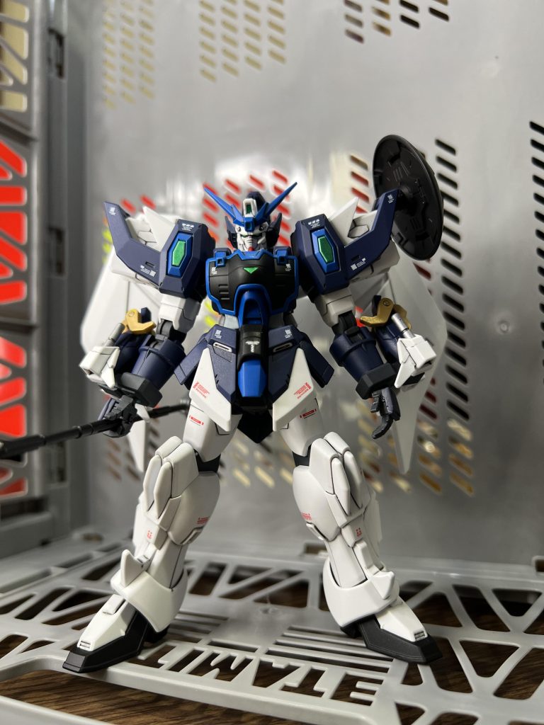 アルトロンガンダム〝青龍〟–3枚目/制作者：真樹京介