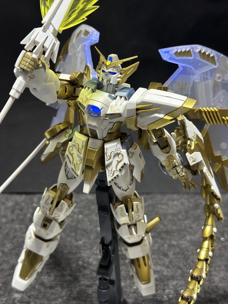 ビームサーベルが結構デカめなので光が透過していい感じに…