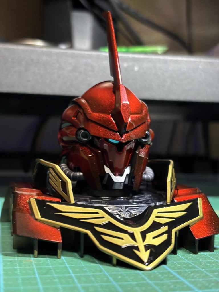 定番のモノアイ発光🤫かなりいい感じに仕上がりました😊