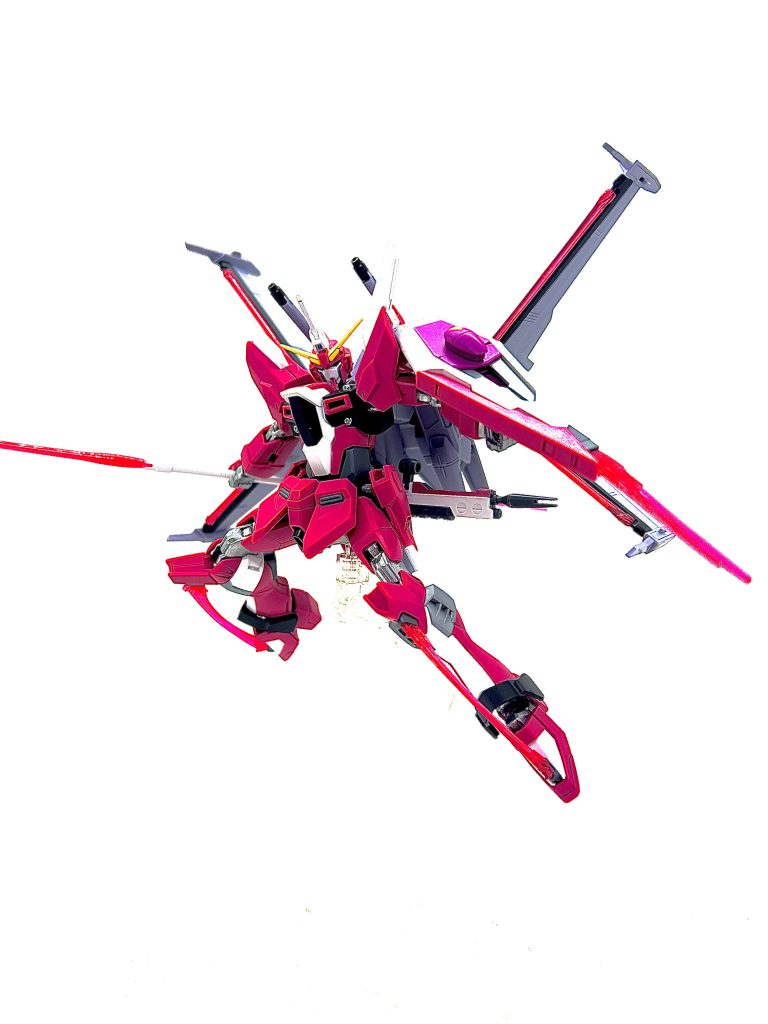 箱絵のポーズ。絵の通りに若干ならなくて少し悔しい。けどこれはこれで。