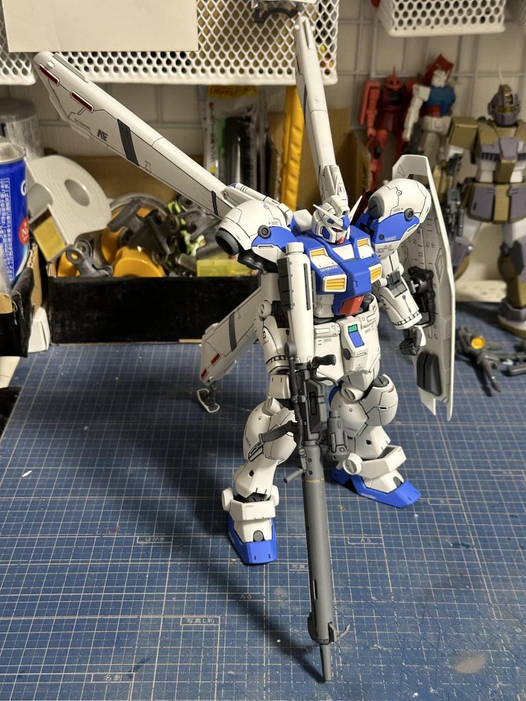 フロント右側(シュツルムブースター＆ロングライフル装備)。