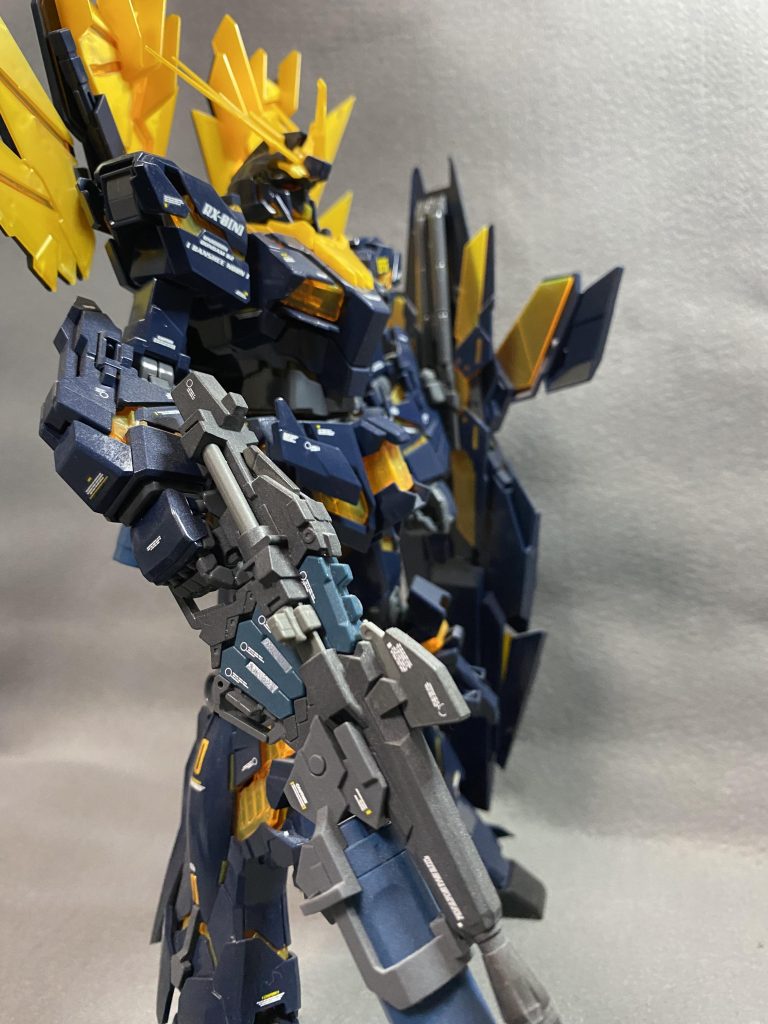 ノルンのビームマグナムも迫力あります。