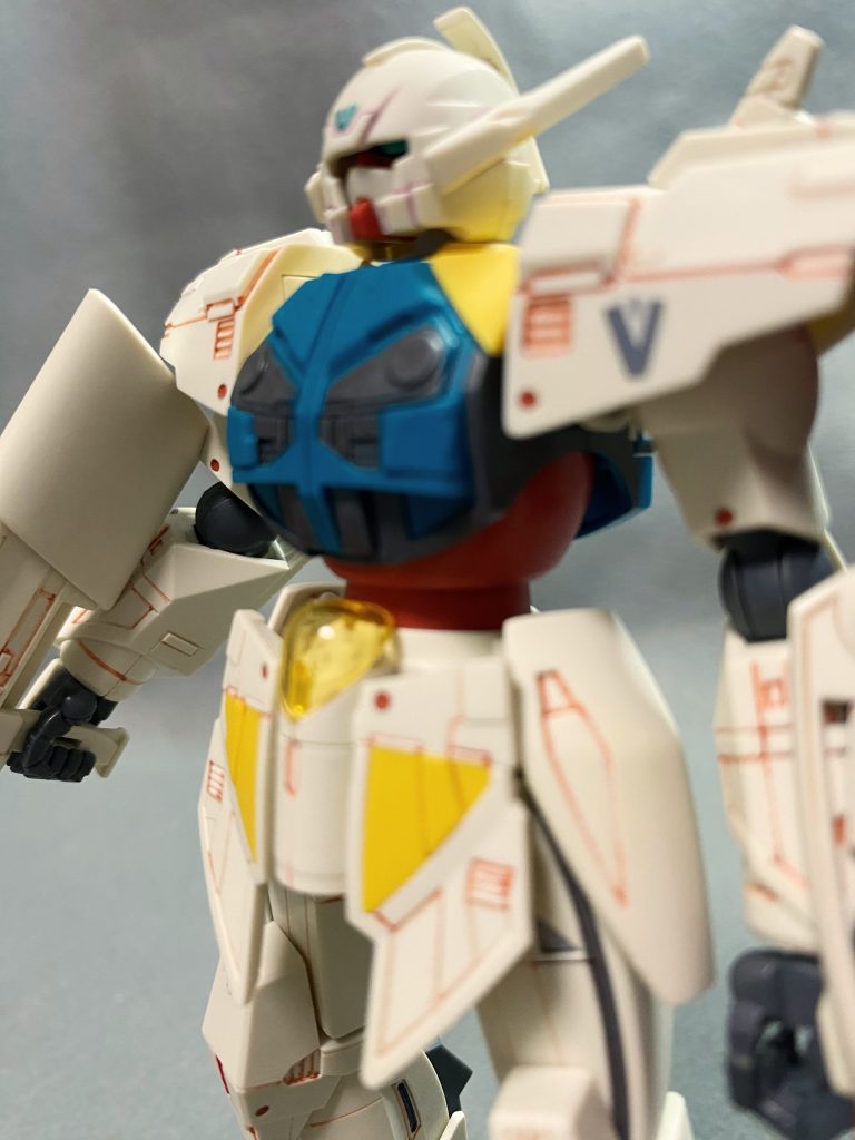 ターンエーガンダムは映像で見たことないのですが、このガンプラにはビビッときてしまいました。