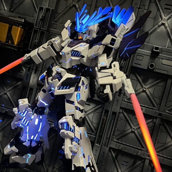 バンシィ・ノルン仮設1号機