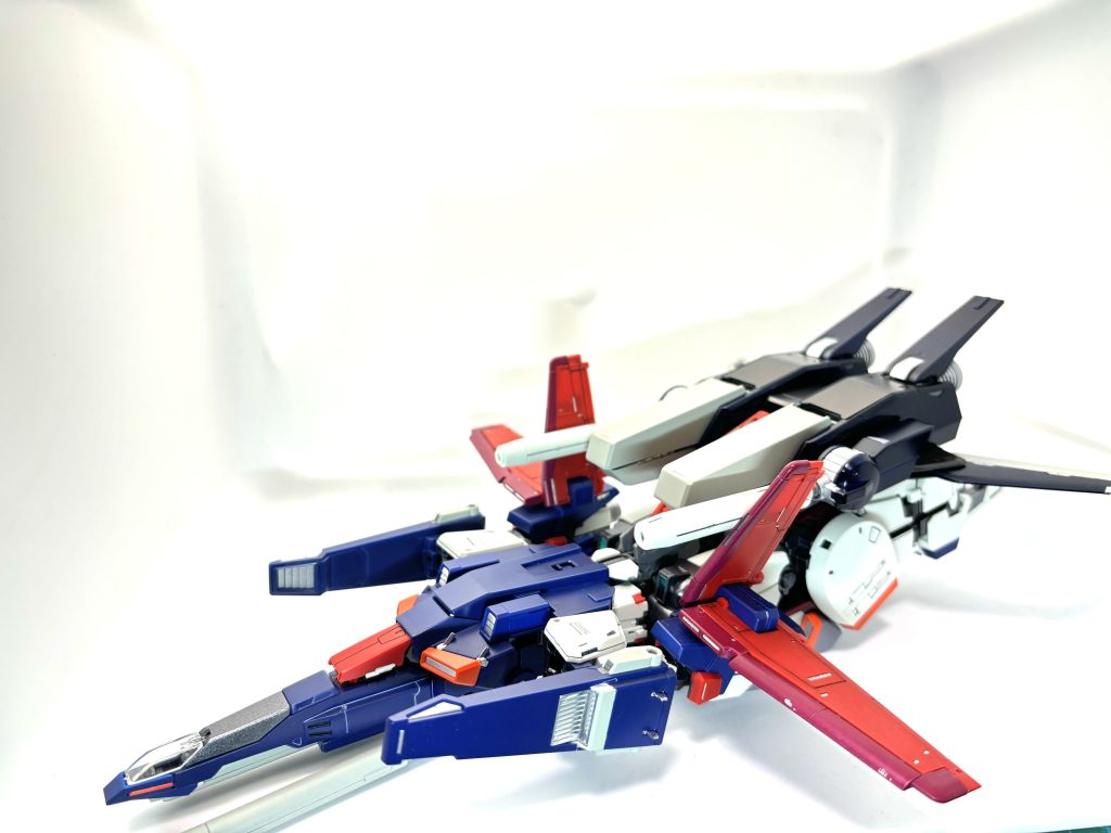 デカール前に一度だけの変更! Zガンダム(ver ka)よりも簡単に変形できました。完全変形技術に脱帽