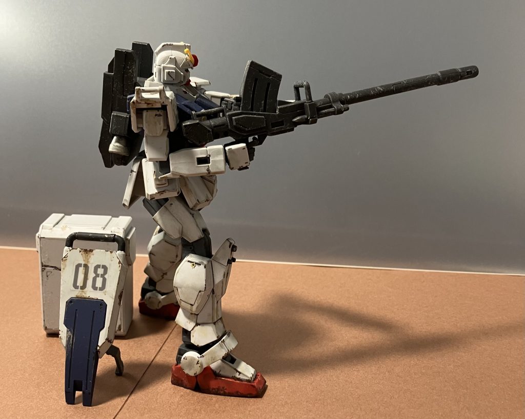 立ち上がって攻撃！撃った後の反動が強そうです。