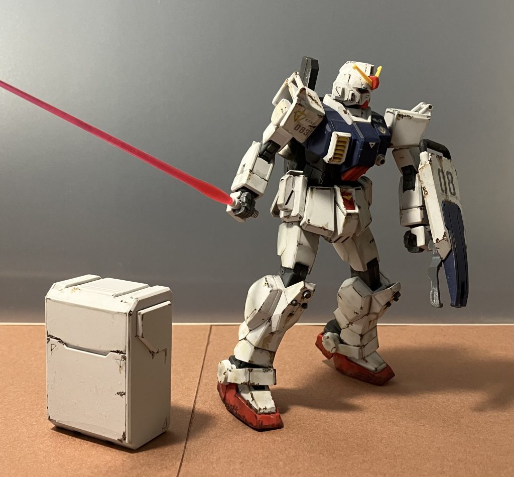 いざ市街戦に突入！　あらゆる関節がよく動いて、躍動感が出せるキットだと思いました。