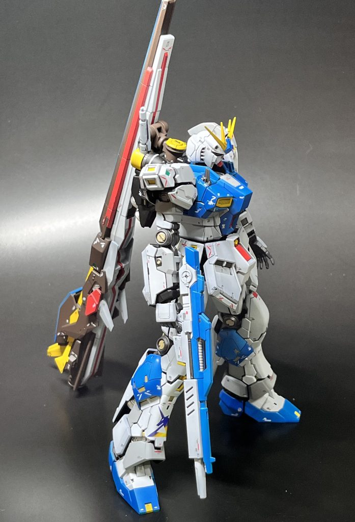 デカールは水転写を別途購入。