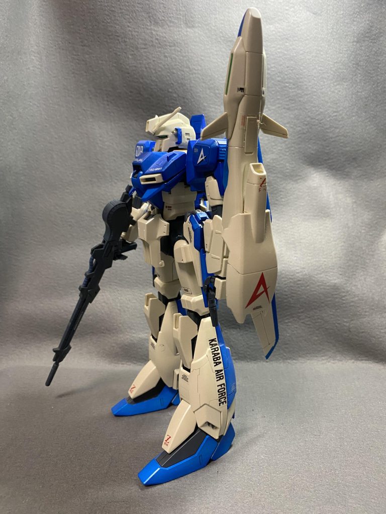 初めてのMGで初めてのドライデカールということで、うまく転写出来なかったところもありました。