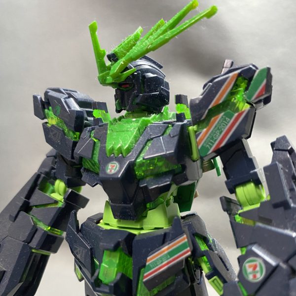 セブン-イレブン　HG ユニコーンガンダム　バンシィ