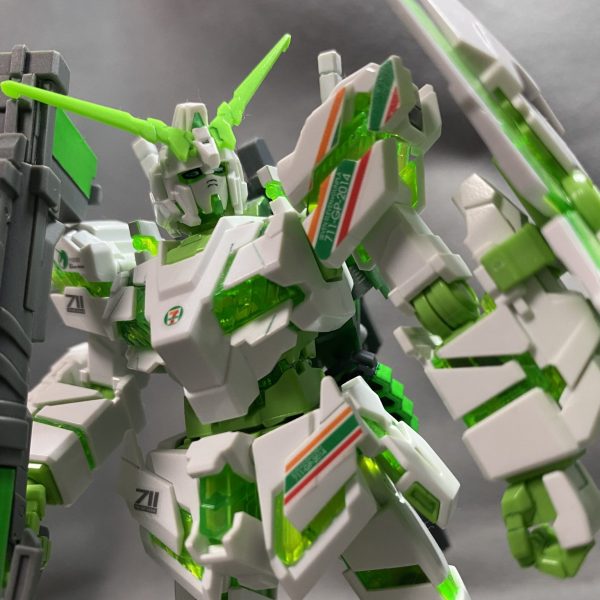 セブン-イレブン　HG ユニコーンガンダム